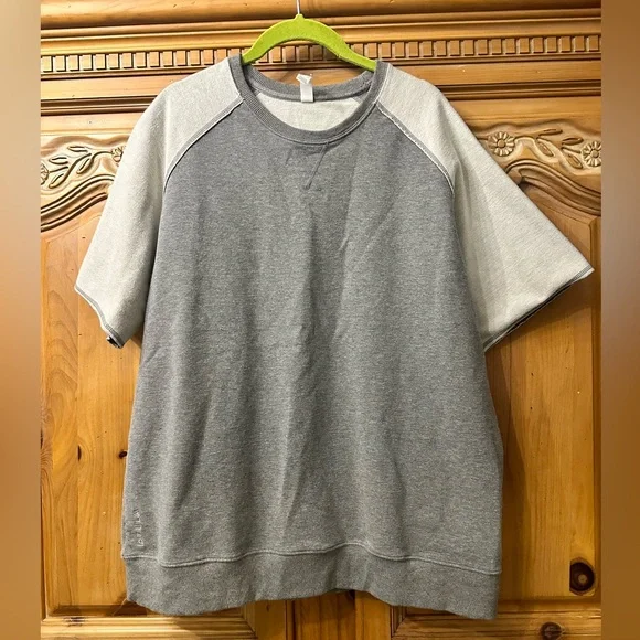 P’TULA Gray Sweatshirt - Picture 1 of 4